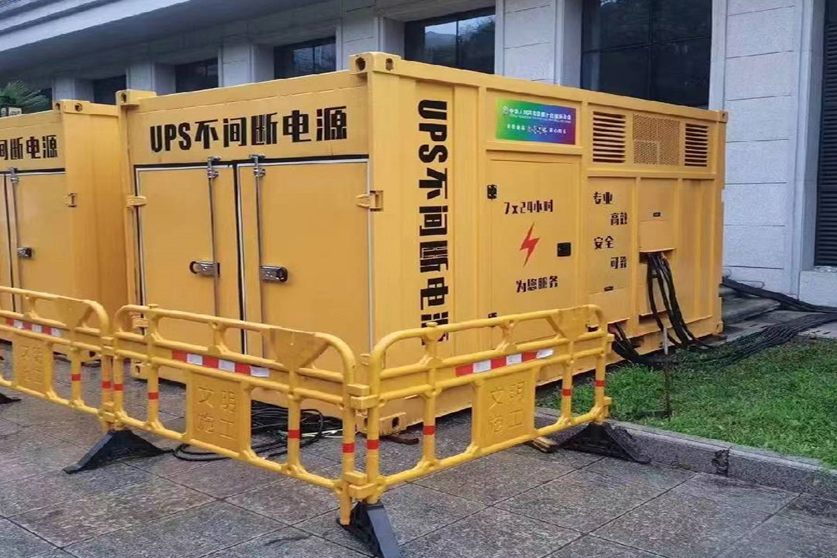 玛曲发电机租赁施工现场